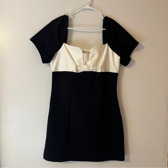 NWT Anthropologie Maeve Bow-Front Shift Mini Dress Size Large Black & White - Picture 5 of 10